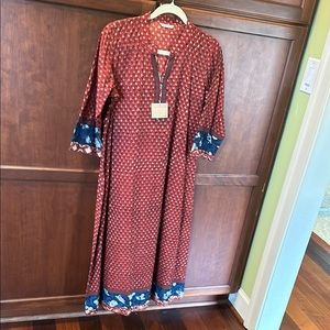 Seasons Brand Red Kurta with 3/4 Bishop Sleeves and Crew Neck